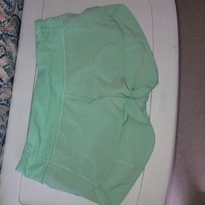 Lululemon Size 4 Mint Speed Short